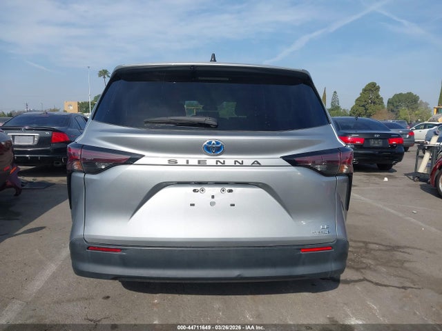 Toyota SIENNA LE 2023 5TDKRKEC1PS162286 Image 16