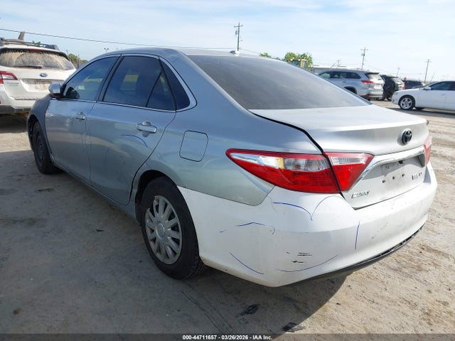 4T1BD1FKXFU148231 Toyota Camry Hybrid Le