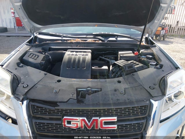 44711664 :رقم المزاد ، 2GKALMEK9F6175557 vin ، 2015 Gmc Terrain Sle-1 مزاد بيع