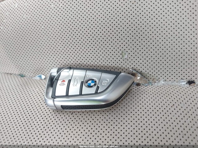 2011 BMW 550I WBAFR9C5XBC758678 Photo 10