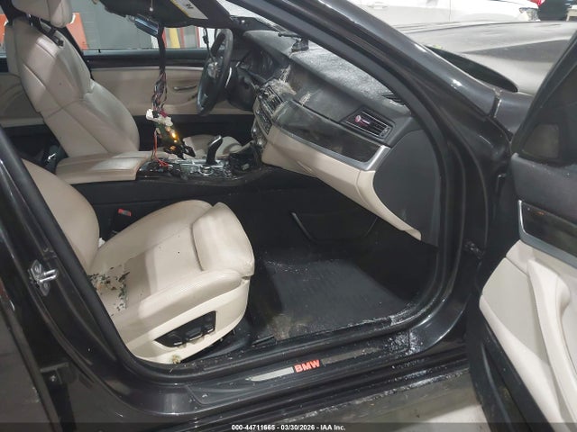 2011 BMW 550I WBAFR9C5XBC758678 Photo 4
