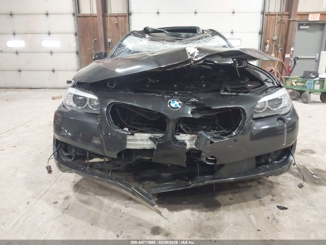 2011 BMW 550I WBAFR9C5XBC758678 Photo 5