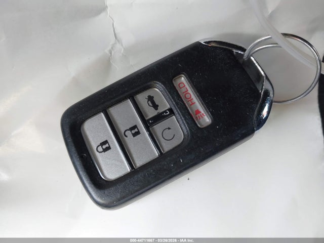 44711667 :رقم المزاد ، 2HGFC1F35GH653228 vin ، 2016 Honda Civic Ex-t مزاد بيع