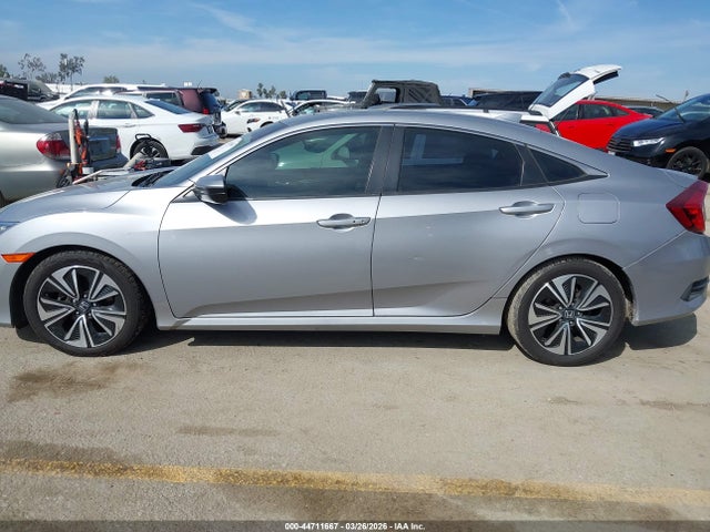 44711667 :رقم المزاد ، 2HGFC1F35GH653228 vin ، 2016 Honda Civic Ex-t مزاد بيع
