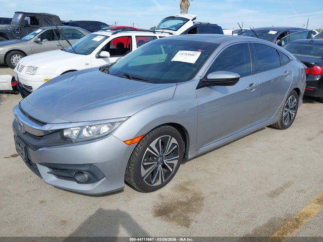 44711667 :رقم المزاد ، 2HGFC1F35GH653228 vin ، 2016 Honda Civic Ex-t مزاد بيع