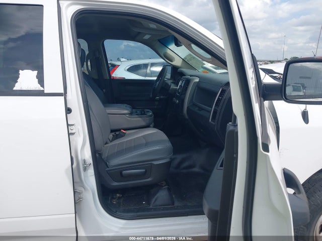 2018 Ram 1500 Tradesman  4x2 6'4 Box მანქანა იყიდება აუქციონზე, vin: 1C6RR6FG8JS333502, აუქციონის ნომერი: 44711679