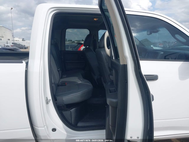 2018 Ram 1500 Tradesman  4x2 6'4 Box მანქანა იყიდება აუქციონზე, vin: 1C6RR6FG8JS333502, აუქციონის ნომერი: 44711679