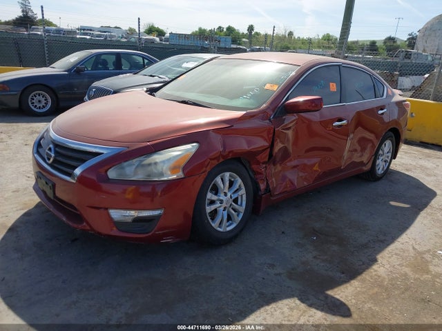 Nissan Altima 2.5 S 2015 1N4AL3AP6FC125865 Image 2