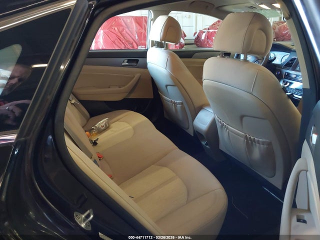 2017 Hyundai Sonata Hybrid Se მანქანა იყიდება აუქციონზე, vin: KMHE24L15HA043701, აუქციონის ნომერი: 44711712