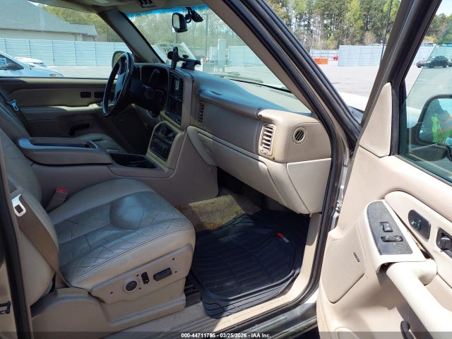 2003 CHEVROLET SUBURBAN 1500 3GNEC16Z63G197997 Photo 4