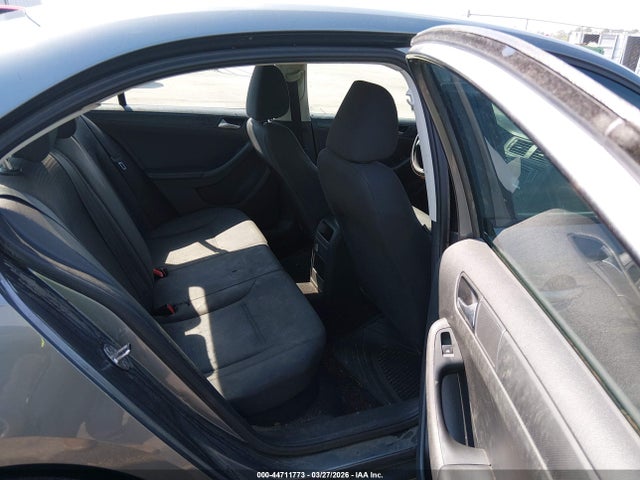 44711773 :رقم المزاد ، 3VW267AJ9GM219731 vin ، 2016 Volkswagen Jetta 1.4t S مزاد بيع