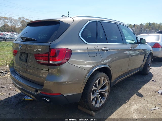 2017 BMW X5 5UXKR0C59H0V49762 Photo 3