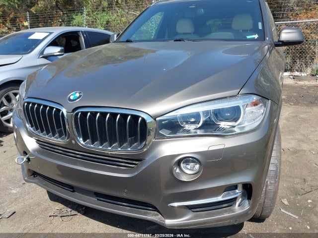 2017 BMW X5 5UXKR0C59H0V49762 Photo 5