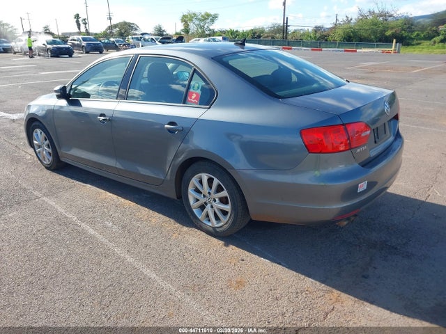 2011 Volkswagen Jetta 2.5l Se მანქანა იყიდება აუქციონზე, vin: 3VWDZ7AJ7BM323997, აუქციონის ნომერი: 44711810