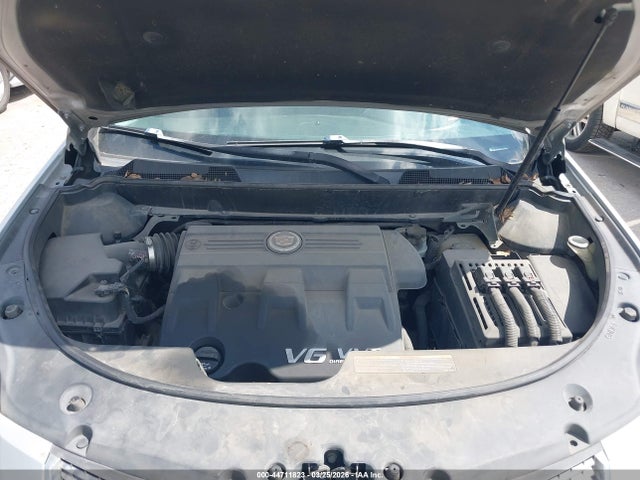 44711823 :رقم المزاد ، 3GYFNGEY5BS677196 vin ، 2011 Cadillac Srx Standard مزاد بيع
