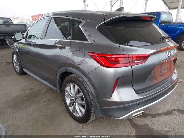 2020 INFINITI QX50 3PCAJ5M1XLF108746 Photo 2