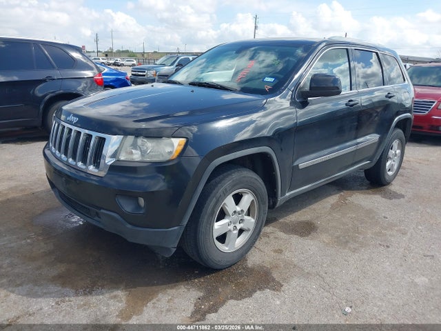 2011 Jeep Grand Cherokee Laredo მანქანა იყიდება აუქციონზე, vin: 1J4RS4GG1BC597151, აუქციონის ნომერი: 44711862