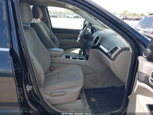 2011 Jeep Grand Cherokee Laredo მანქანა იყიდება აუქციონზე, vin: 1J4RS4GG1BC597151, აუქციონის ნომერი: 44711862