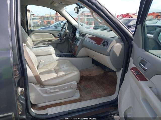 Aukcja sprzedaży 2010 Chevrolet Suburban 1500 Lt1, vin: 1GNUKJE34AR213803, numer aukcji: 44711871