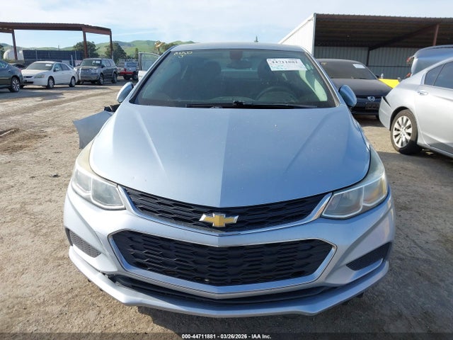 1G1BC5SM2J7104648 Chevrolet Cruze Ls Auto