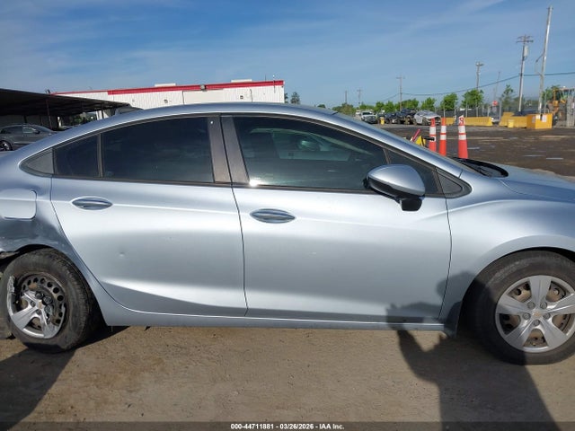 1G1BC5SM2J7104648 Chevrolet Cruze Ls Auto