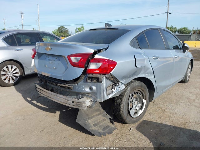 1G1BC5SM2J7104648 Chevrolet Cruze Ls Auto