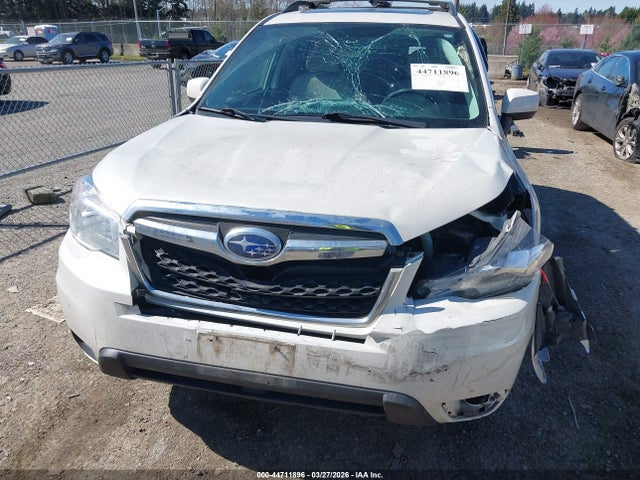 2015 Subaru Forester 2.5i Premium მანქანა იყიდება აუქციონზე, vin: JF2SJADCXFH823322, აუქციონის ნომერი: 44711896