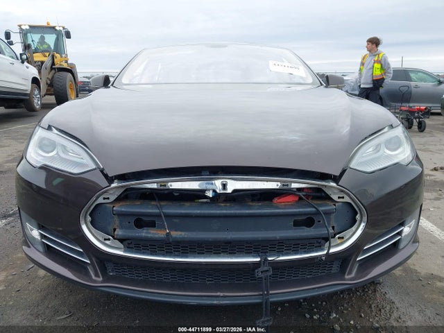 Aukcja sprzedaży 2013 Tesla Model S, vin: 5YJSA1CN1DFP04377, numer aukcji: 44711899