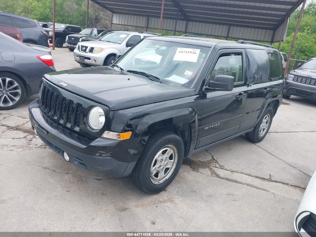 1C4NJPBAXGD621816 Jeep Patriot Sport