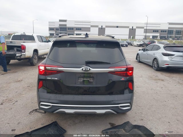 44711951 :رقم المزاد ، KNDEU2AA8M7229696 vin ، 2021 Kia Seltos S مزاد بيع