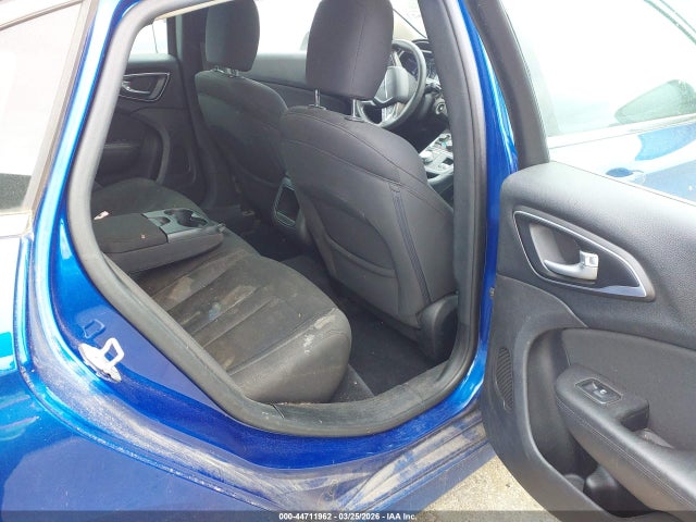 Продажа на аукционе авто 2016 Chrysler 200 Limited, vin: 1C3CCCAB7GN166121, номер лота: 44711962