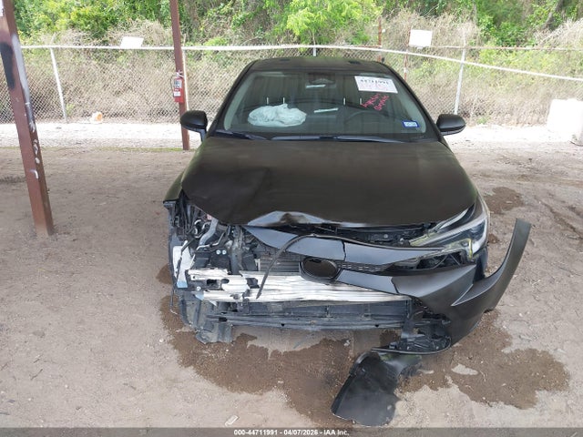 Toyota Corolla Hybrid Le 2024 JTDBCMFE5R3053184 Image 13