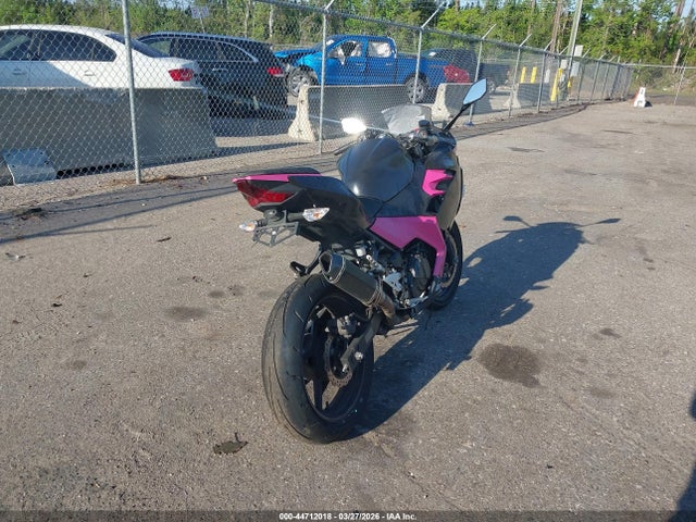 JKAEXKG13NDAE4482 Kawasaki EX400