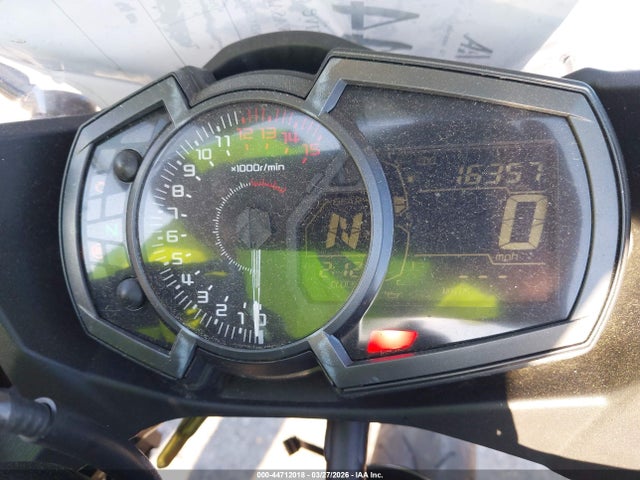 JKAEXKG13NDAE4482 Kawasaki EX400