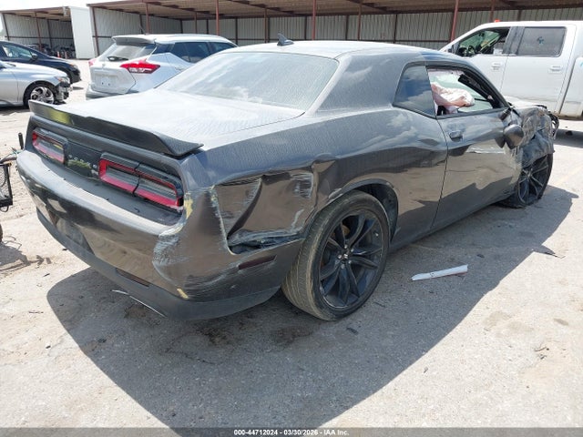 44712024 :رقم المزاد ، 2C3CDZAG9JH334059 vin ، 2018 Dodge Challenger Sxt Plus مزاد بيع
