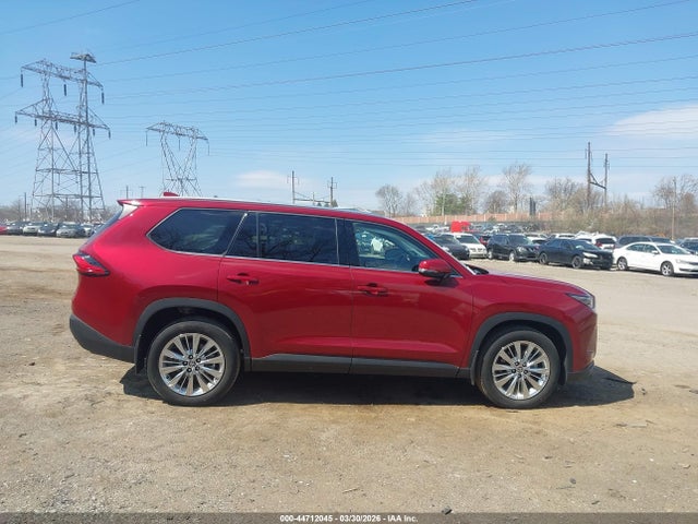 Toyota Grand Highlander Platinum 2024 5TDAAAB58RS053264 Image 13