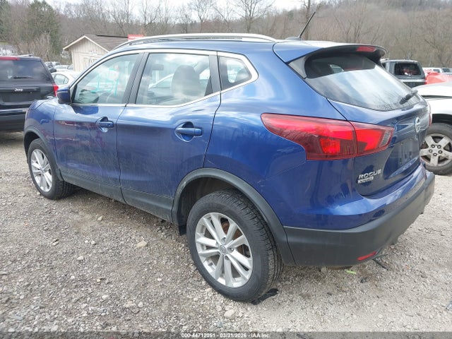 2018 NISSAN ROGUE SPORT JN1BJ1CR0JW283779 Photo 2