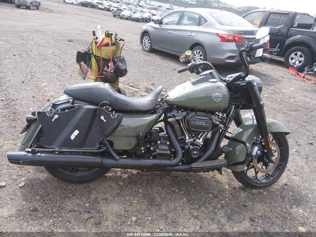 1HD1KVP14MB661825 Harley-Davidson FLHRXS