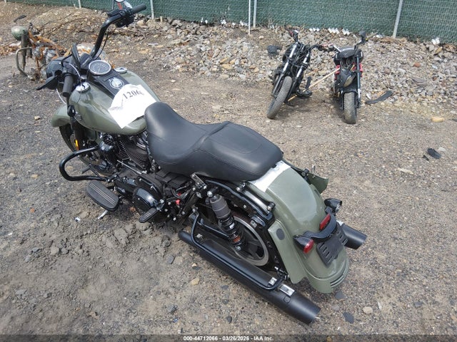 1HD1KVP14MB661825 Harley-Davidson FLHRXS