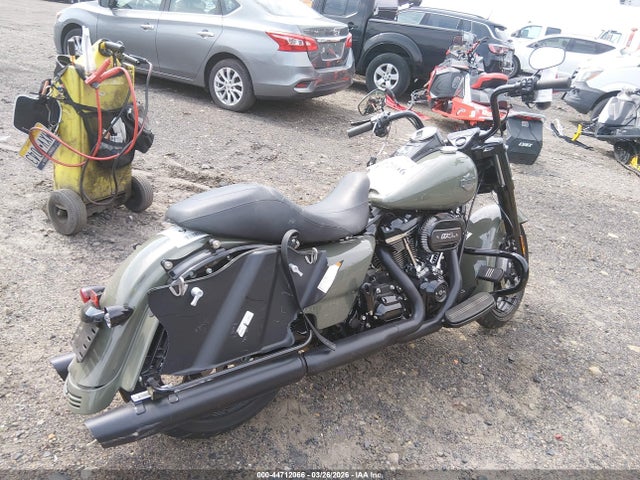 1HD1KVP14MB661825 Harley-Davidson FLHRXS