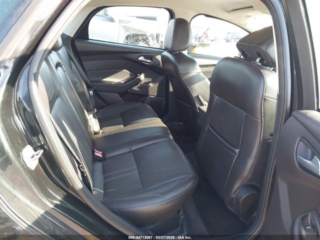 Ford FOCUS SE 2014 1FADP3F2XEL439628 Image 8