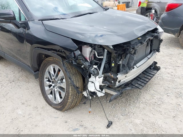2025 Toyota Rav4 Xle Premium მანქანა იყიდება აუქციონზე, vin: 2T3A1RFV6SC552997, აუქციონის ნომერი: 44712092