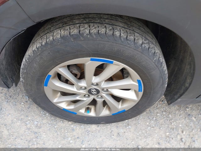 Продажа на аукционе авто 2017 Hyundai Tucson Se, vin: KM8J3CA48HU258538, номер лота: 44712150