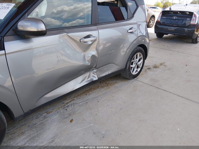 Продажа на аукционе авто 2024 Kia Soul Lx, vin: KNDJ23AU9R7921851, номер лота: 44712215