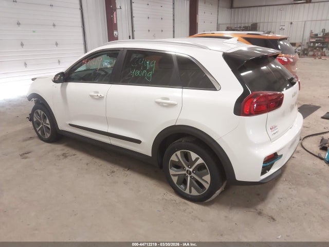 KNDCE3LG5N5138104 KIA Niro Ev Ex Premium