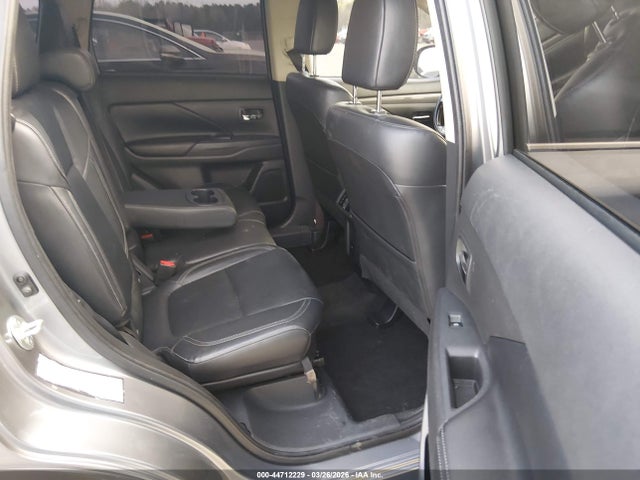 Продаж на аукціоні авто 2020 Mitsubishi Outlander Sel 2.4, vin: JA4AD3A31LZ014244, номер лоту: 44712229