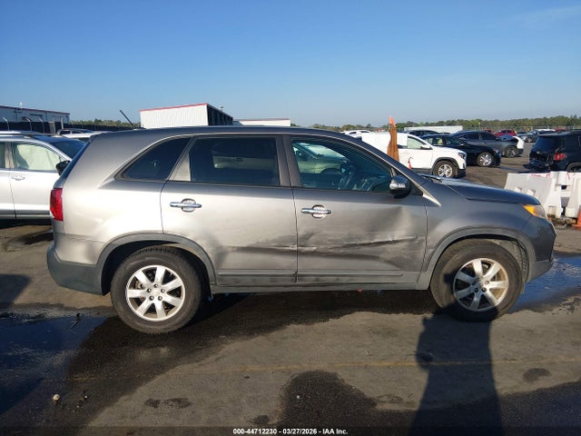 44712230 :رقم المزاد ، 5XYKT3A15BG049426 vin ، 2011 Kia Sorento Lx مزاد بيع