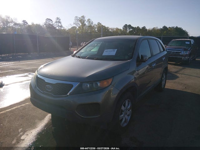 44712230 :رقم المزاد ، 5XYKT3A15BG049426 vin ، 2011 Kia Sorento Lx مزاد بيع