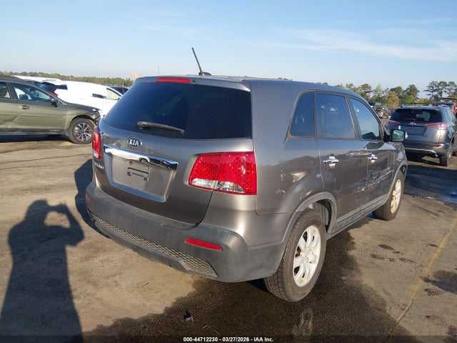 44712230 :رقم المزاد ، 5XYKT3A15BG049426 vin ، 2011 Kia Sorento Lx مزاد بيع