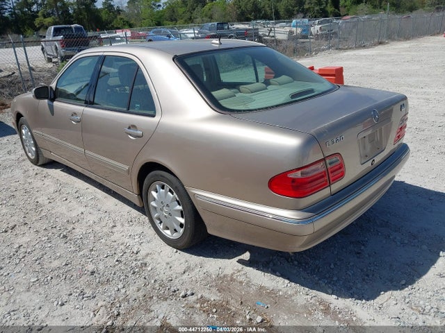2001 Mercedes-benz E 320 მანქანა იყიდება აუქციონზე, vin: WDBJF65J51B213473, აუქციონის ნომერი: 44712250